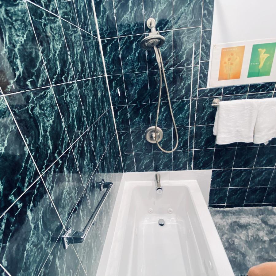 Room With Jacuzzi, Massage Seat, And Parking Space, The Best Choices!! North Bergen Extérieur photo